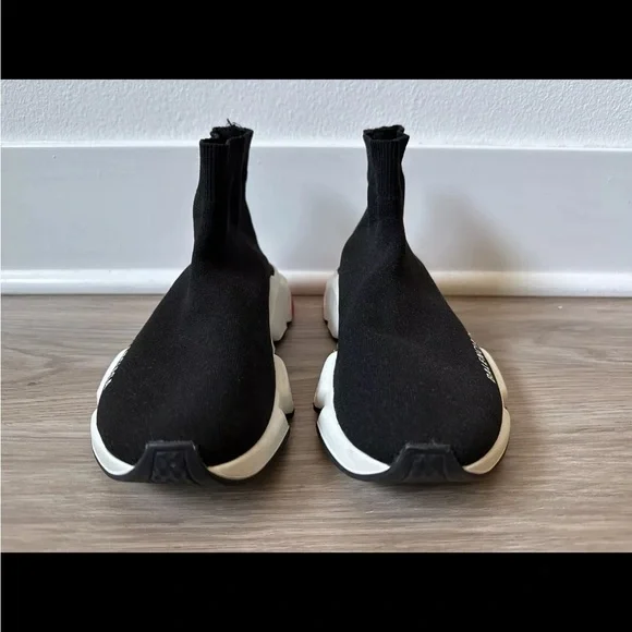 *AUTHENTIC* BALENCIAGA - Speed Knit Sneaker - Black/pink - Women’s US 6 / EU 36 - Picture 8 of 12